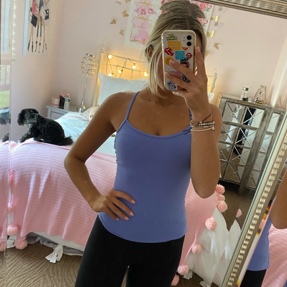Lululemon tank